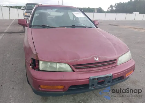 1994 Honda Accord Ex/Ex-R из США, поврежденный, VIN 1HGCD5557RA111169